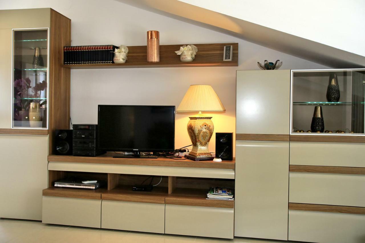 Apartment Panorama โปเรช ภายนอก รูปภาพ